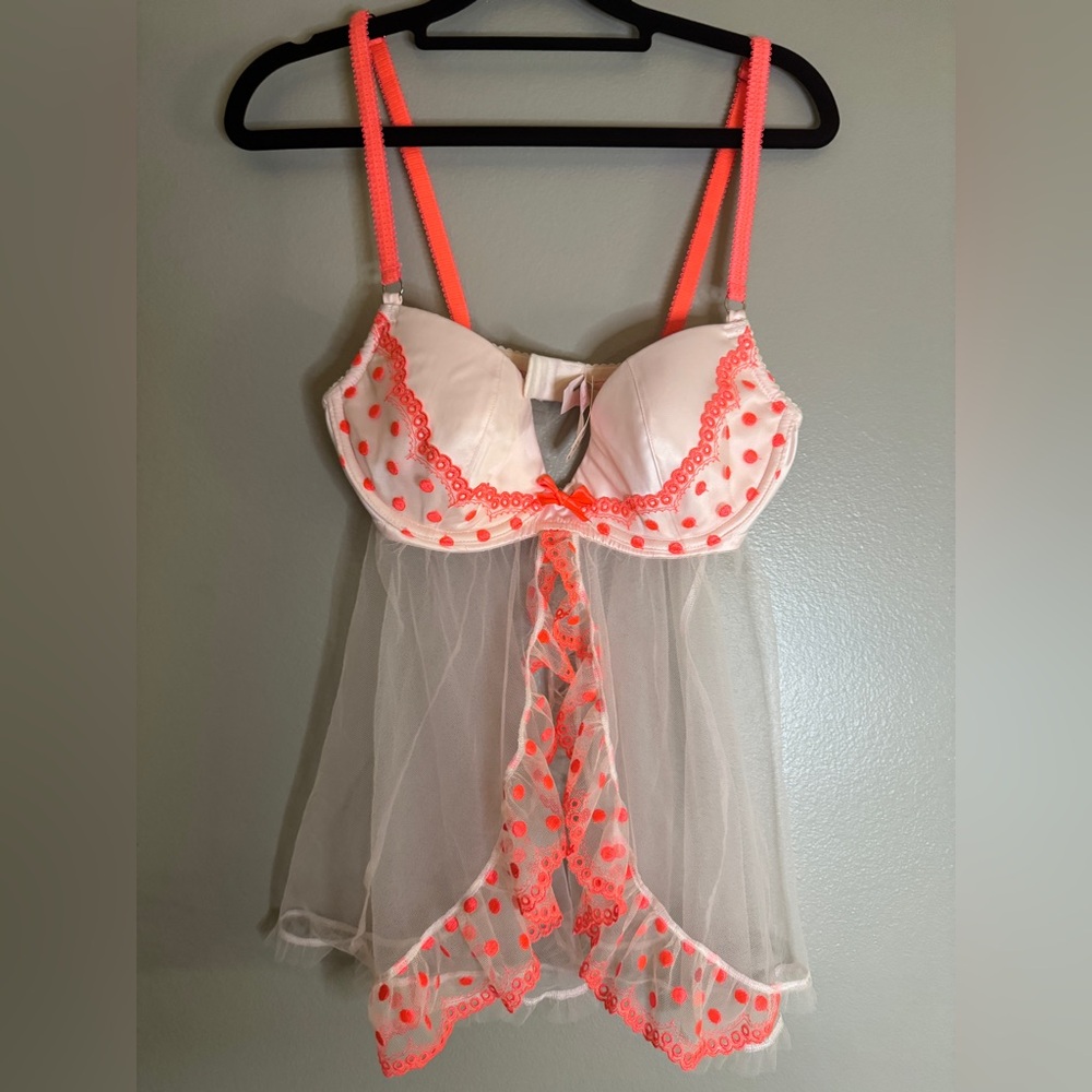 VICTORIA’S SECRET Babydoll Lingerie in Coral Pink‎ White Multi 36C